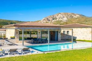 Villa Ersi, Katelios