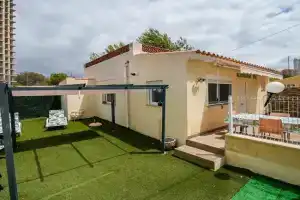 Apartamento Loft con terreno privado y parking compartido - a 800m de Playa Poniente, Cala de Finestrat