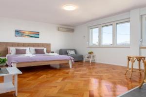 Botan Apartment, Split