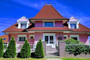 Valloris Apartments, Heviz