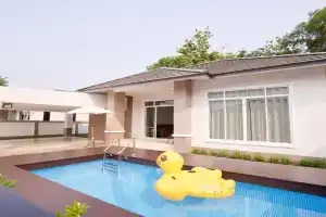 Blue cat Pool Villa, Chanthaburi City