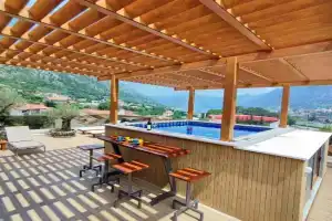 Villa Vista Real, Kotor