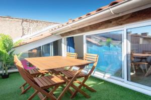 Appartement terrasse Duplex climatisé au cœur de Apartments, Beziers