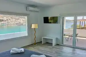 Galazio Rooms & Suites, Batsi