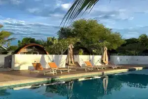 Found Mansion Hotel, Pantai Tengah