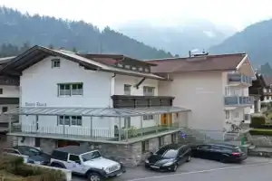 Haus Dora Apartment 2 Penken, Mayrhofen