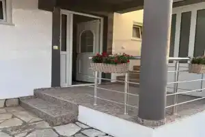 ApartsDobraVoda, Dobra-Voda