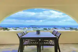 Mosaic Suites, Drios