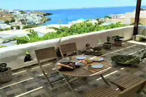 Primrose Apartments, Astypalaia Town