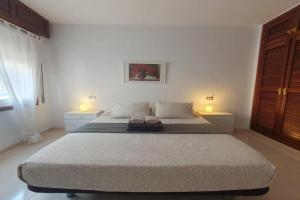 alquilaencanarias junto a la Playa Apartments, El Medano