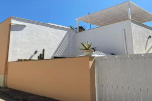 Casa Rosario - Villetta Indipendente, Felline