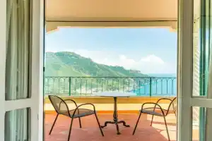 Starhost - Casa del Principe infinity seaview terrace, Scala