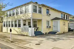 Pet-Friendly Apartment in Less Than 1 Mi to Beach, Wildwood