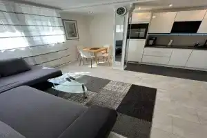 Ruhige geräumige Wohnung Apartments, Pforzheim