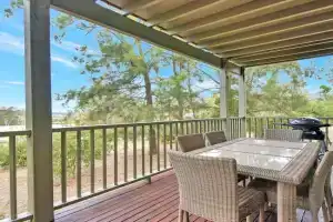 Villa 2br Frambois Villa located within Cypress Lakes Resort, Pokolbin