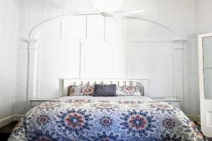 Classic Queenslander Suite Apartments, Townsville