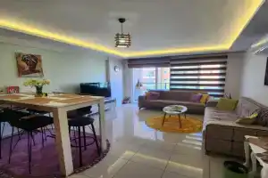 Cozy fancy Sea view next to the Beach and the Mall, in the mid of! Apartments, Mahmutlar