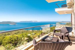 Golden Rose Suit pension, Kas