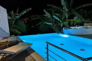 Valantas Garden Suite Apartments, Lardos