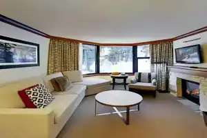 Resort at Squaw Creek's 521 & 523, Olympic Valley