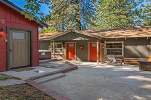 Manzanita Holiday 5 Guest house, Stateline