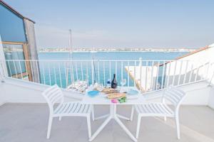 Apartment seafront center old town seaview 4, Umag