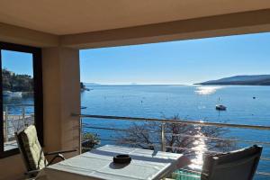 Studio Apartment SILA with bicycle storage and free parking, Rabac