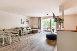 Schoenhouse City Street, Berlin