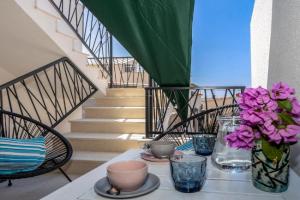 City Apartment Nora, old town located, free parking, Makarska