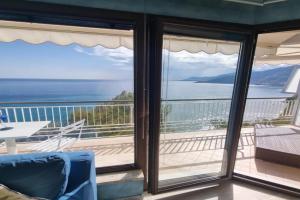 Sea and Monaco Charme view on the beach Apartments, Ventimiglia