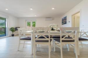 Luxury Sea View Apartment Vida, Makarska