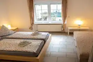 Ferienwohnung Sonnenuhr Apartments, Brauneberg