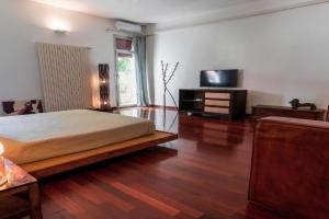 Babette Room, Ferrara