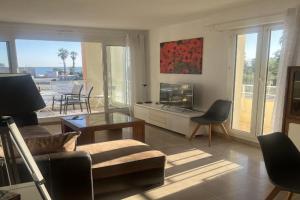 CAP HERMES 3 Pieces Climatise 6 Personnes Apartments, Frejus