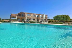 Carrua Cottage, Reitani