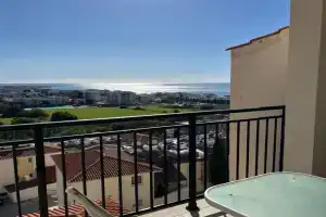 Eden Heights Sea View Apartment 502 - By IMH Travel & Tours, Chlorakas