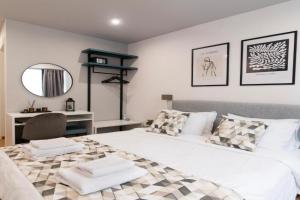 Olvia Suites, Athens