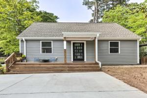 Freshly Renovated Home Near Downtown! Guest house, Raleigh