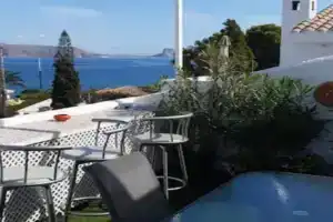 House in the center of, 2 min walk from the beach, Albir