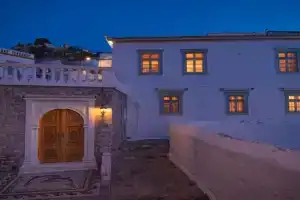 Antoinette Mansion Villa, Hydra