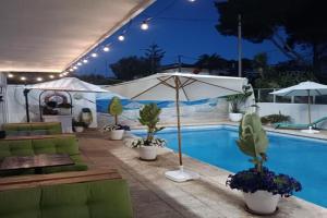 Gasthaus Orsi Love hotel, L'Arenal