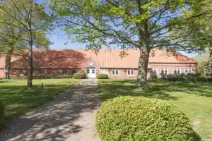 Hof Angelbur Apartments, Husum