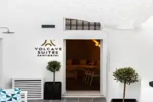 Volcave Suites, Karterados