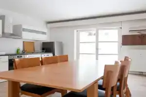 Workers Home- Central - 8 single box spring beds - near Enschede Apartments, Gronau