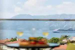 M&M&M Apartments, Dobrota