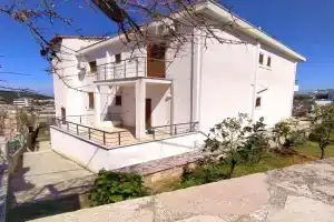 Ahmeti Rooms, Ksamil