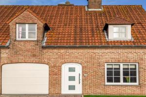 3 Bedroom Pet Friendly Home In, Bredene