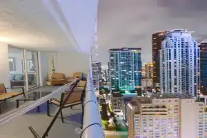 4 bed full condo in with skyline & sea view Apartments, Miami