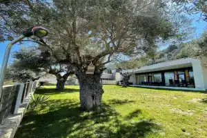 Krum's Little Secret Villa, Vourvourou