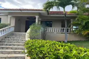 Hispaniola 3 bed, 3 bath Villa with pool & jacuzzi, Sosua